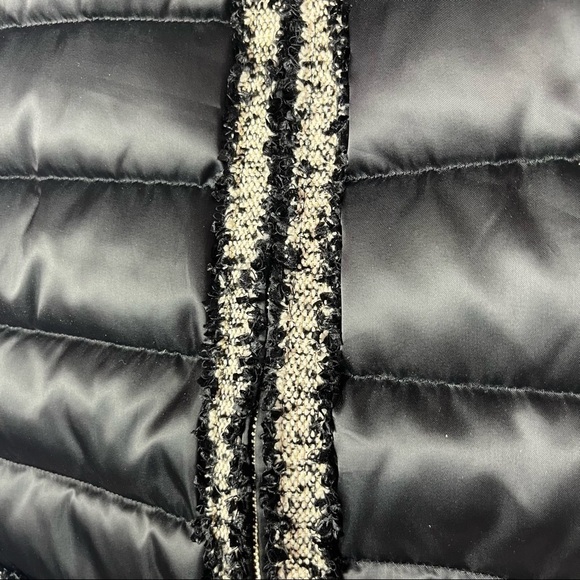 Karl Lagerfeld Black Down Tweed Trim Puffer Vest L - Picture 5 of 6